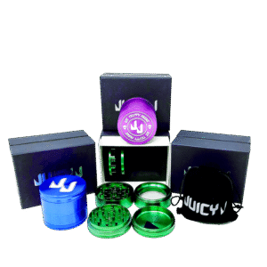 70MM 4PC GRINDER EXTRA SCREEN + TEETH -MAGNECTIC -WITH LOGO POUCH