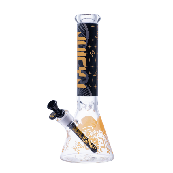 Golden beaker, trippy vibes only