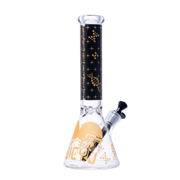 Golden beaker, trippy vibes only